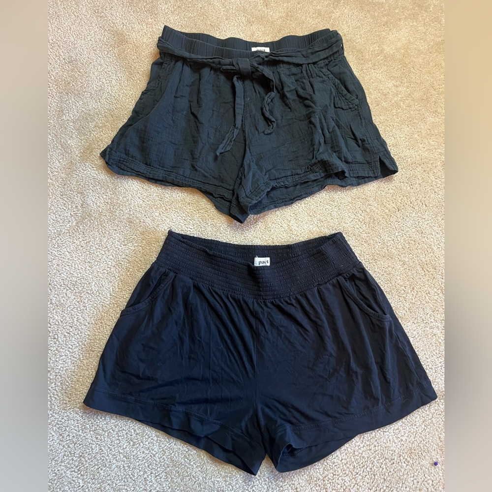 Bundle of two black Pact shorts - Picture 6 of 6